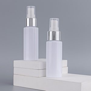 Flat shoulder bottle